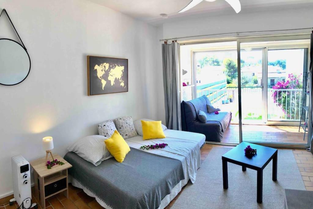 2 Min De La Plage, Parking, Terrasse & Wifi! Appartamento *